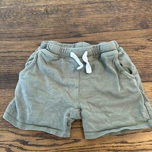 Rylee + Cru olive shorts size 2-3y